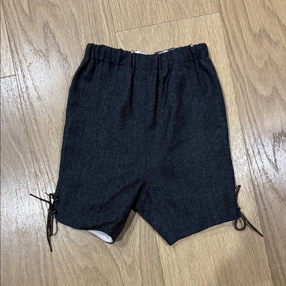 Bonpoint Charcoal Flat Front Shorts Tie Detail Size 6